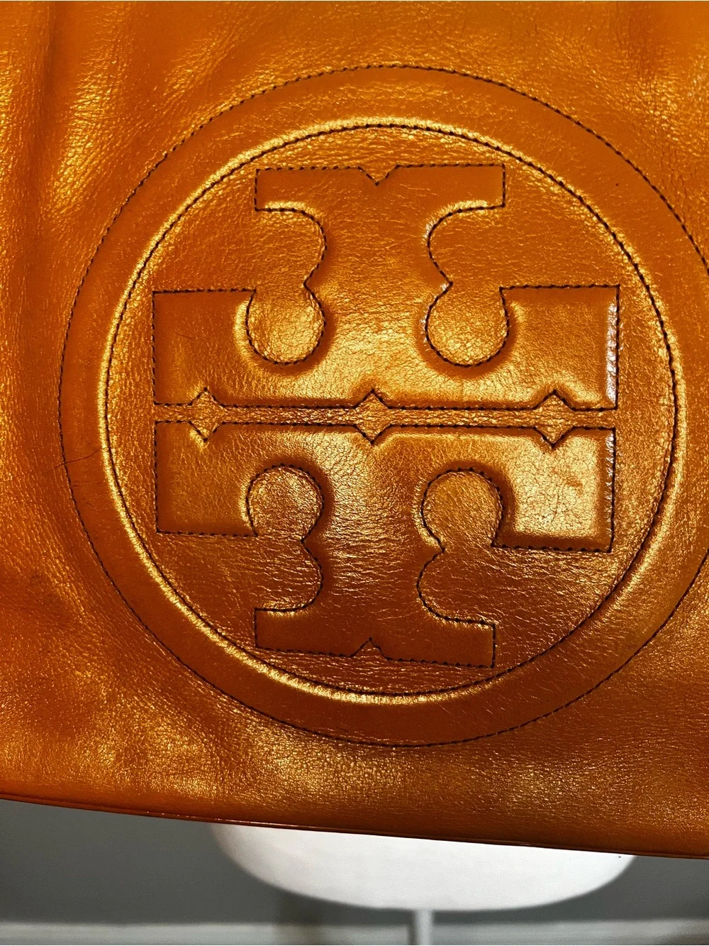 Tory Burch Leather Top Handle Bag Burch
Bombe Leather Tote brown - Picture 3 of 16